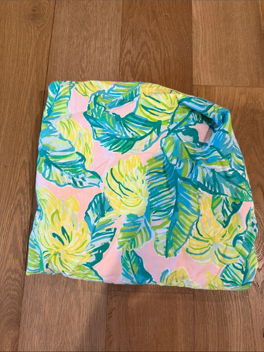 Lilly Pulitzer for Pottery Barn Kids Fitted Crib Sheet in Local Flavor